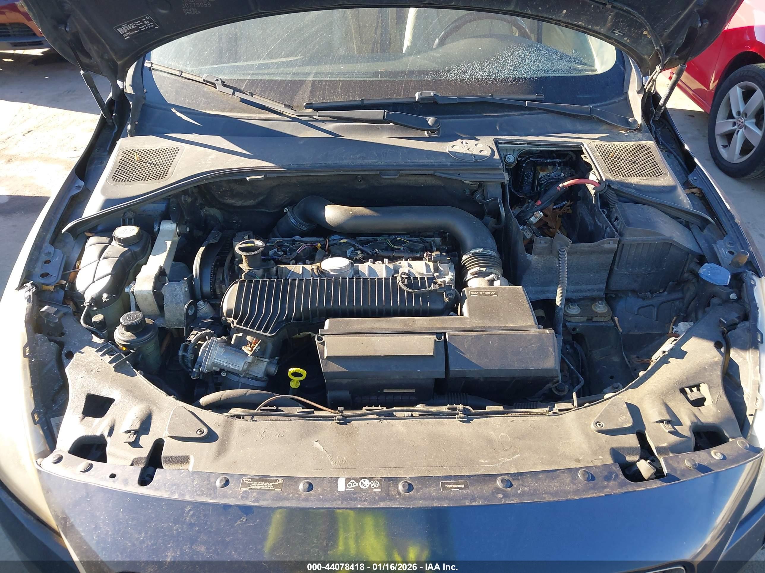 2013 Volvo S60 T5/t5 Platinum/t5 Premier/t5 Premier Plus Blue vin: YV1612FS5D2190569