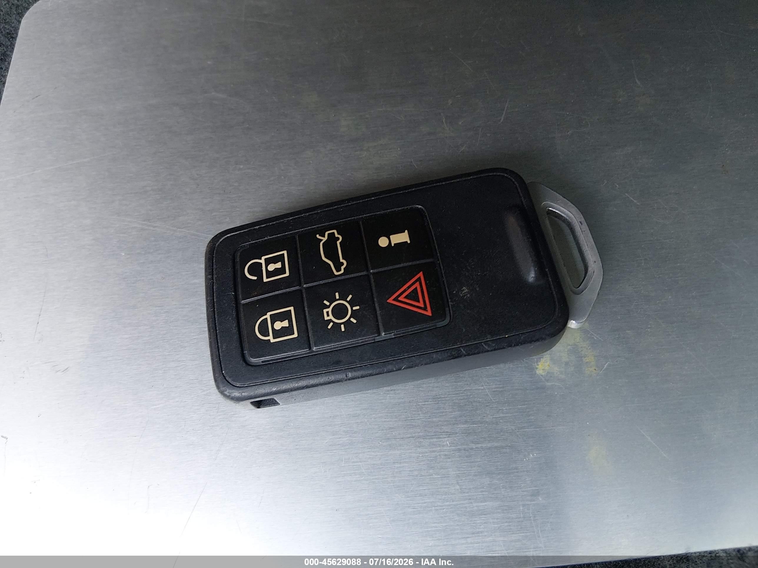 2013 Volvo S60 T5 Серый vin: YV1612FS5D2203420