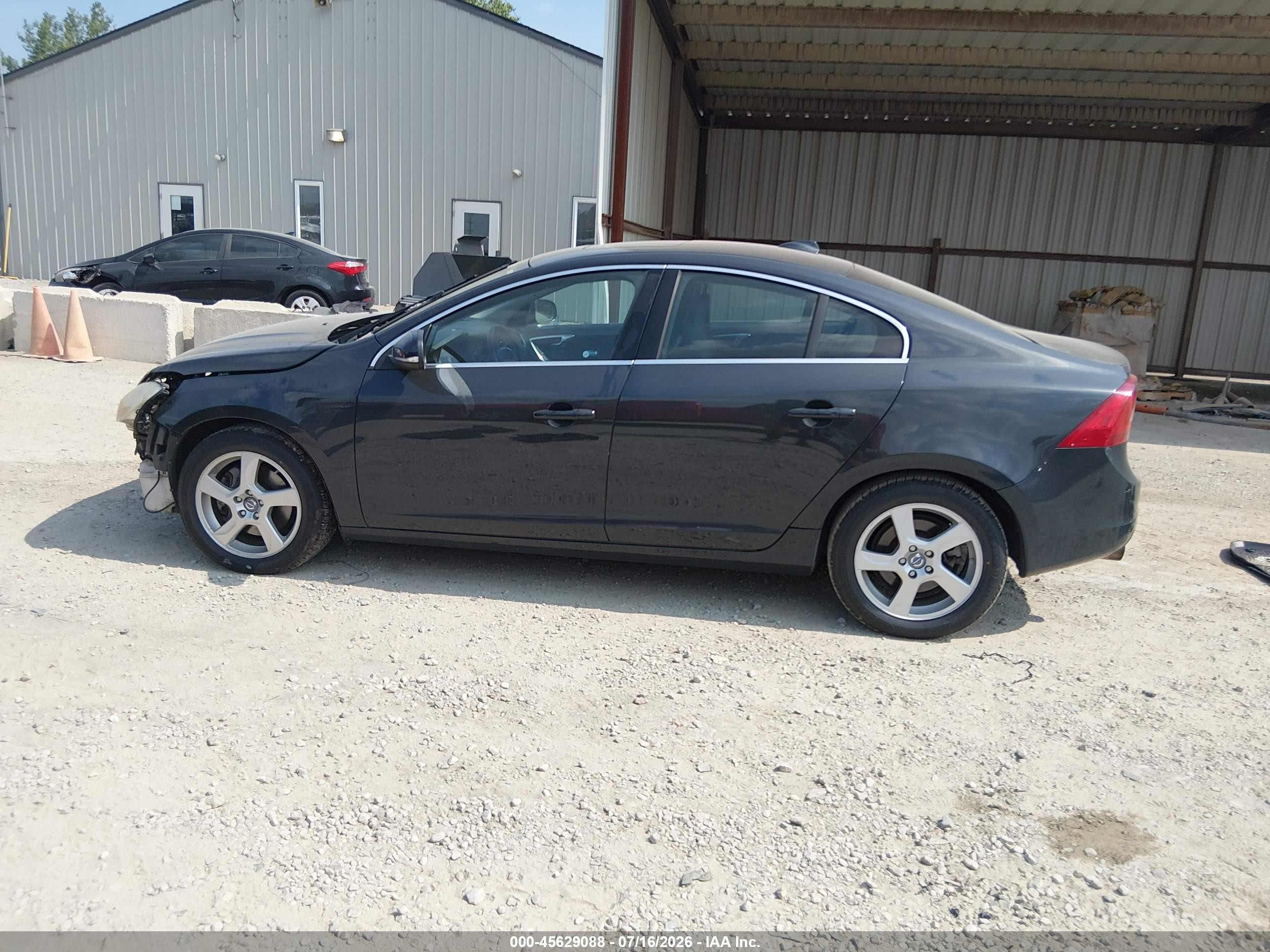 2013 Volvo S60 T5 Серый vin: YV1612FS5D2203420