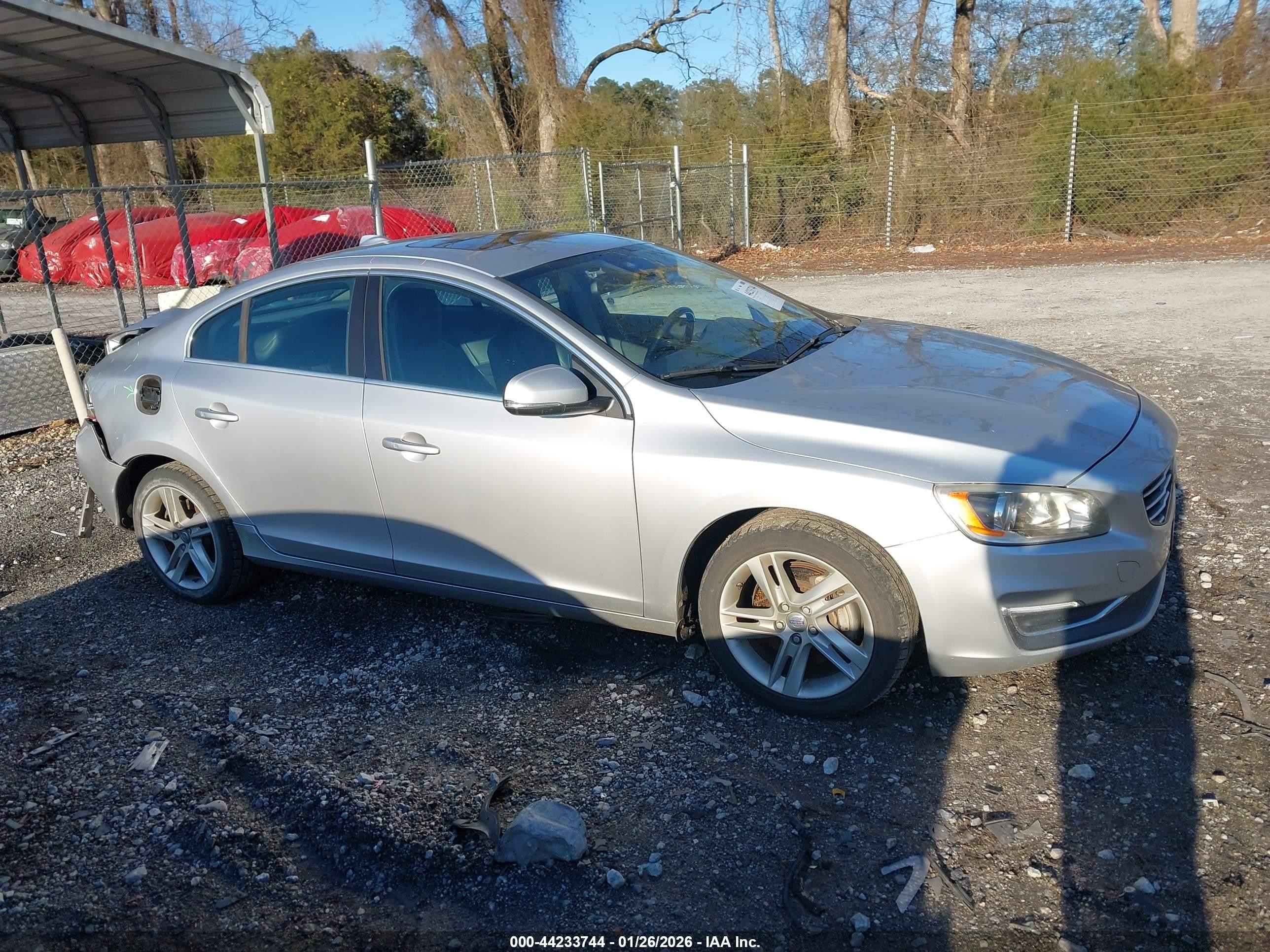 2014 Volvo S60 T5 Silver vin: YV1612FS5E2271735