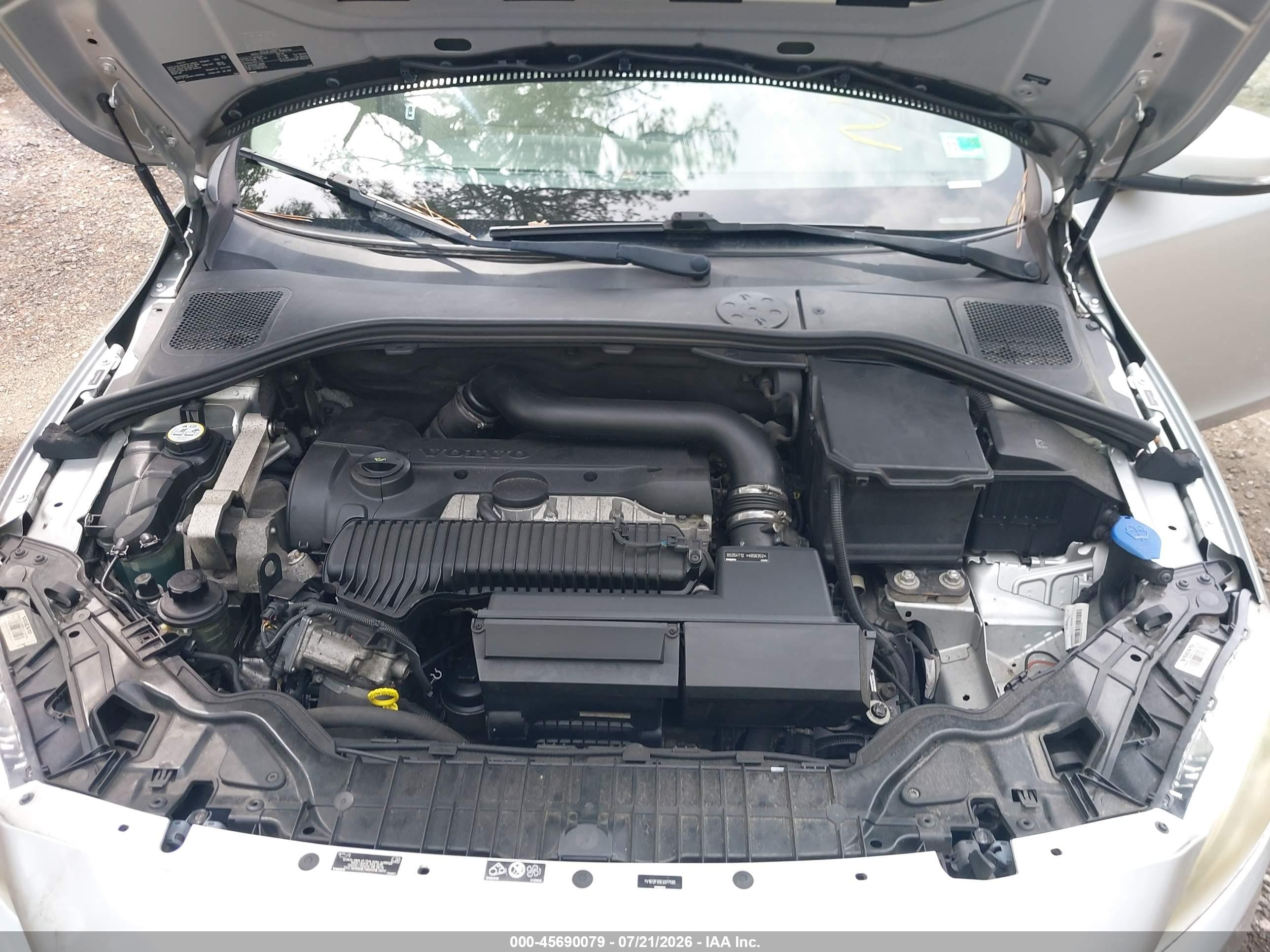 2014 Volvo S60 T5 Silver vin: YV1612FS5E2277566