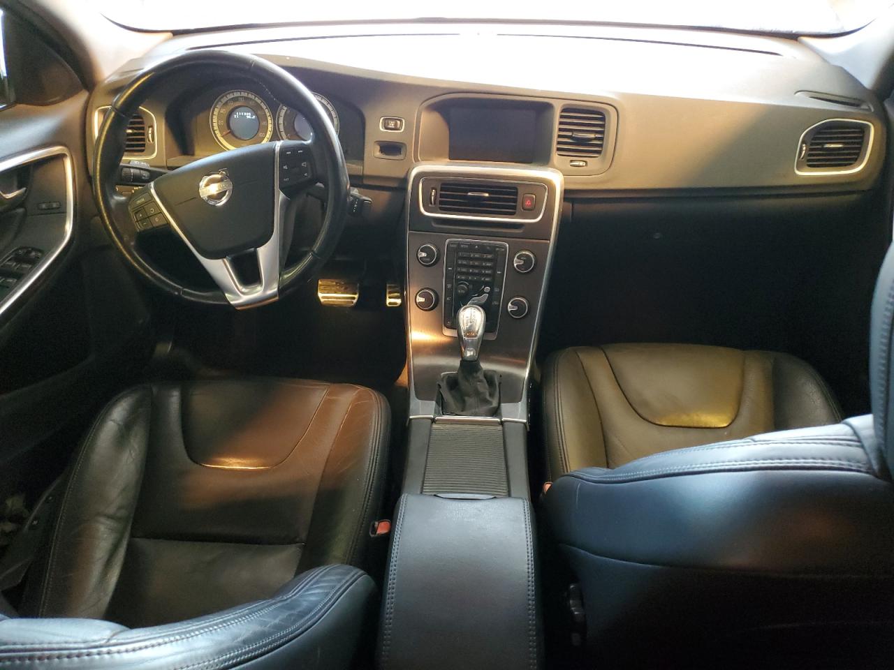 2013 Volvo S60 T5 Black vin: YV1612FS6D1212732 Damage: Left Front Seat Cushion, Worn, Acceptable