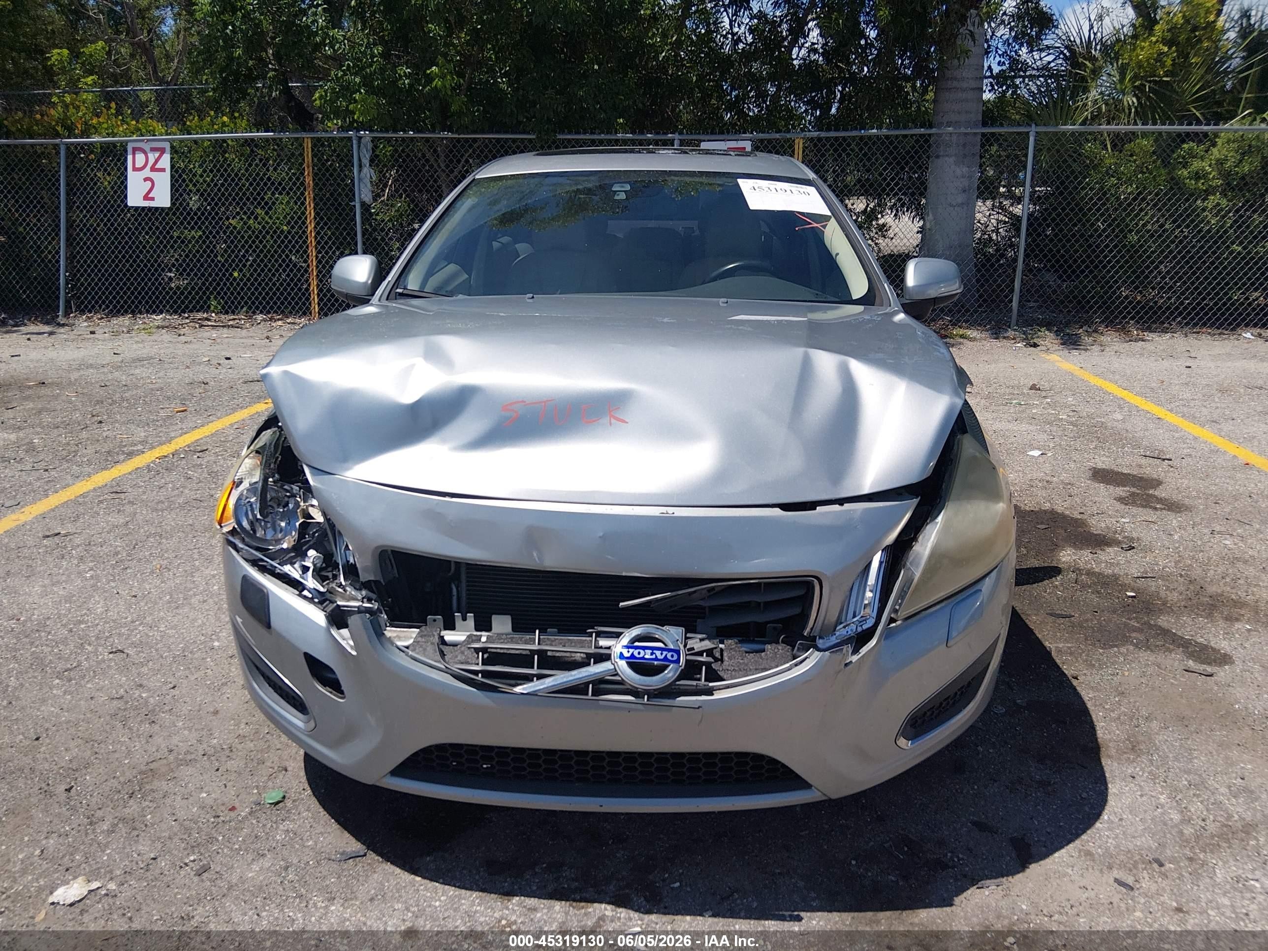 2013 Volvo S60 T5 Silver vin: YV1612FS6D1220815