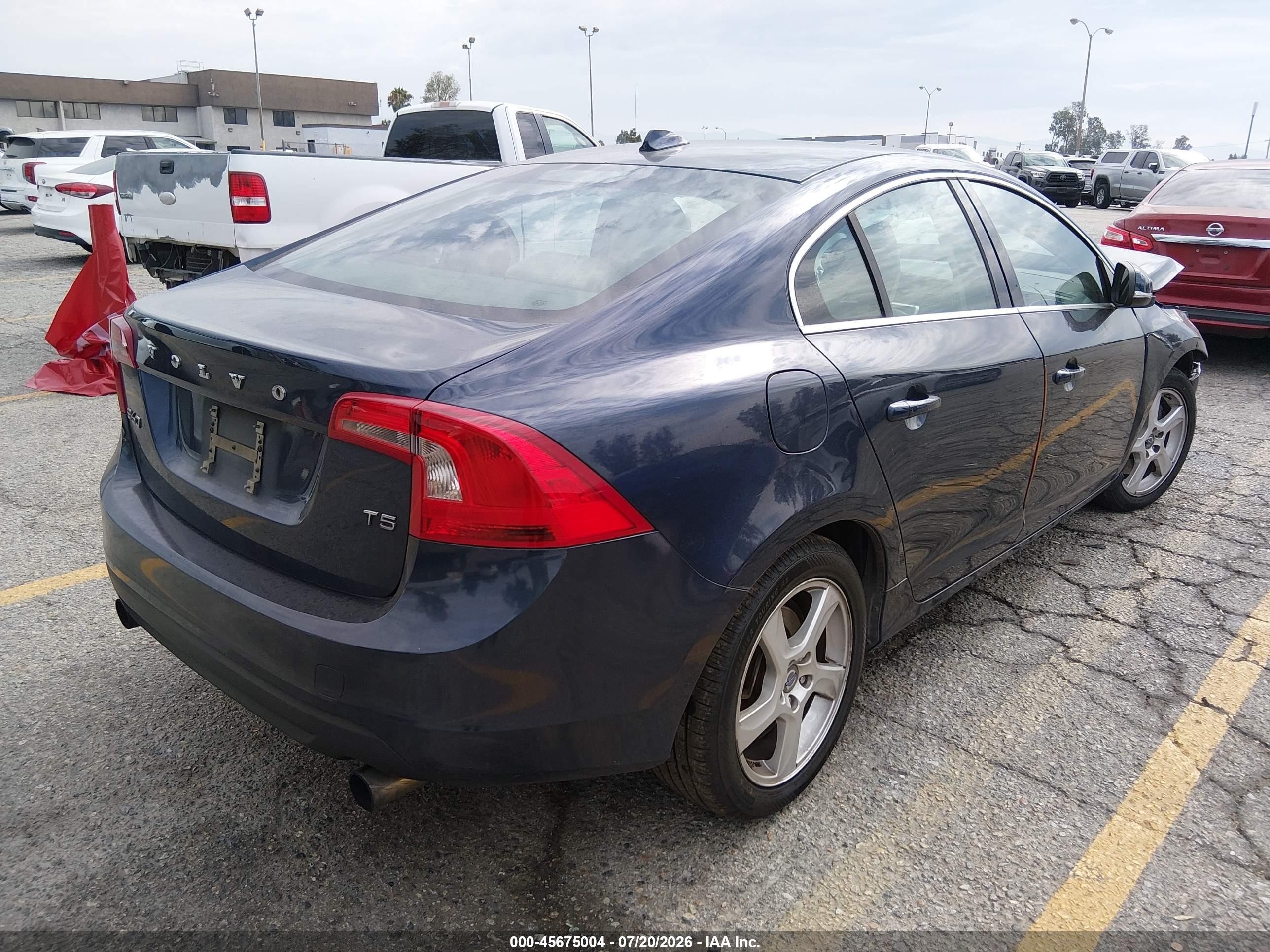 2013 Volvo S60 T5 Blue vin: YV1612FS6D2170492