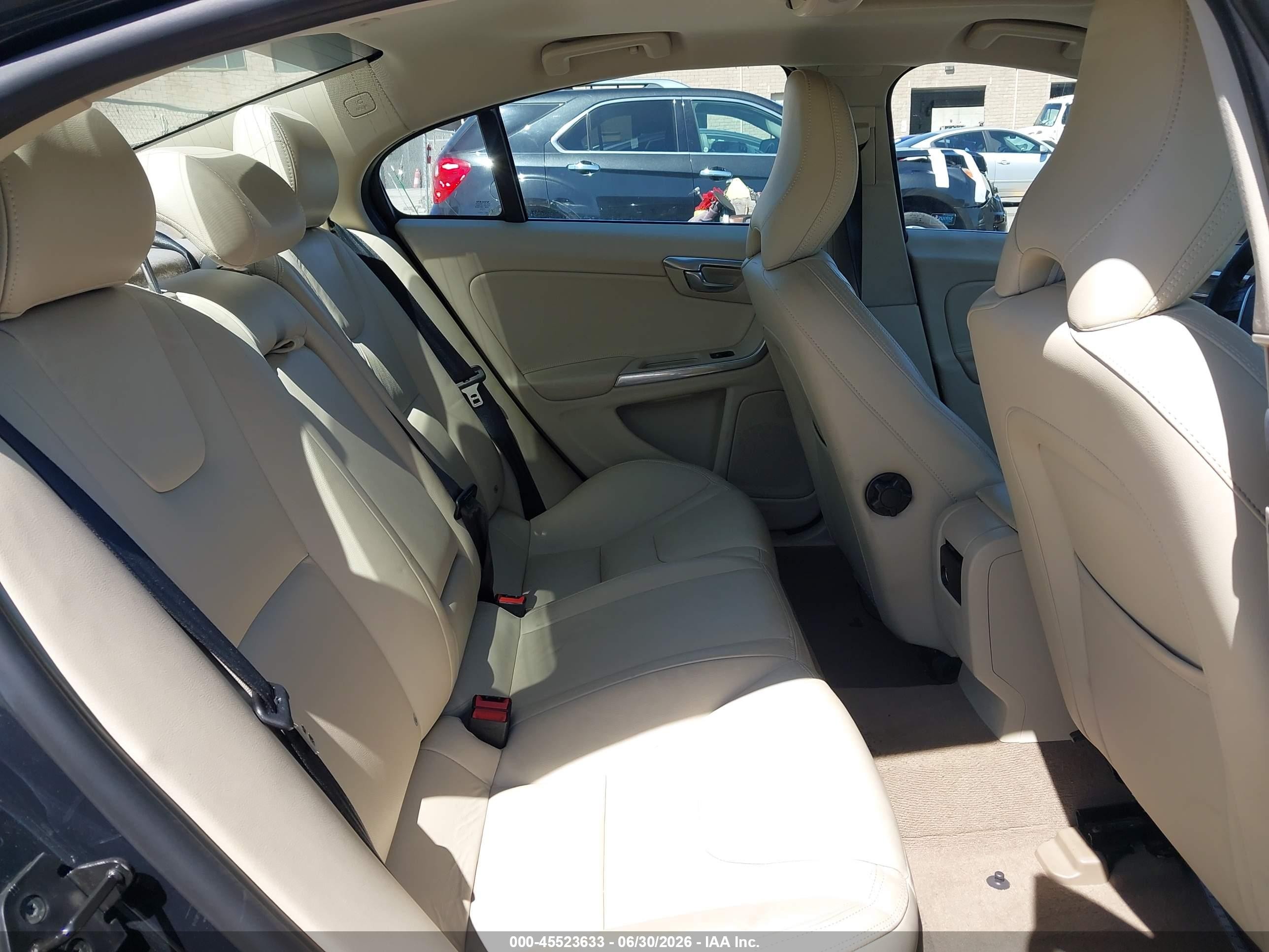 2013 Volvo S60 T5/t5 Platinum/t5 Premier/t5 Premier Plus Gray vin: YV1612FS6D2185848