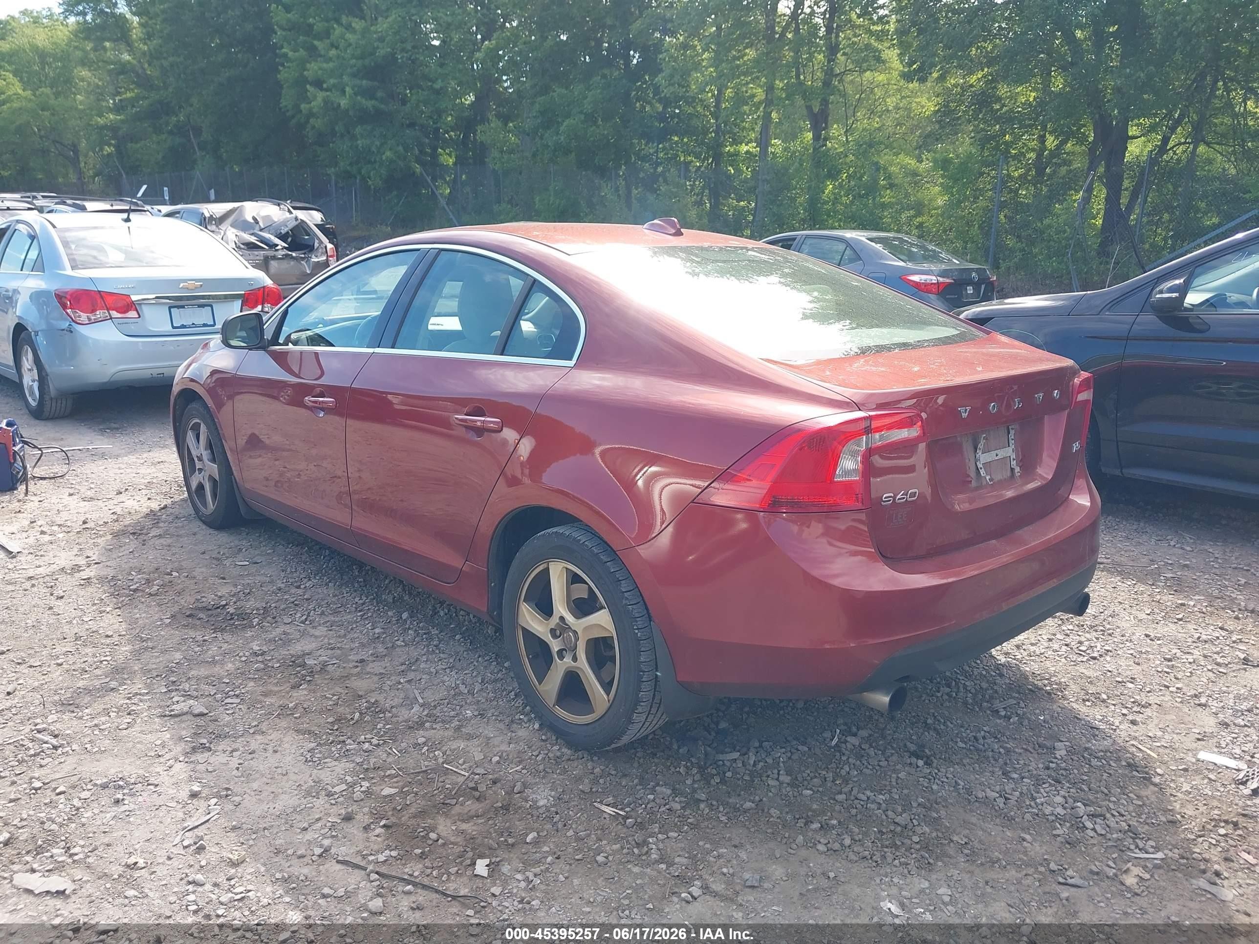 2013 Volvo S60 T5/t5 Platinum/t5 Premier/t5 Premier Plus Темно-бордовый vin: YV1612FS6D2186028