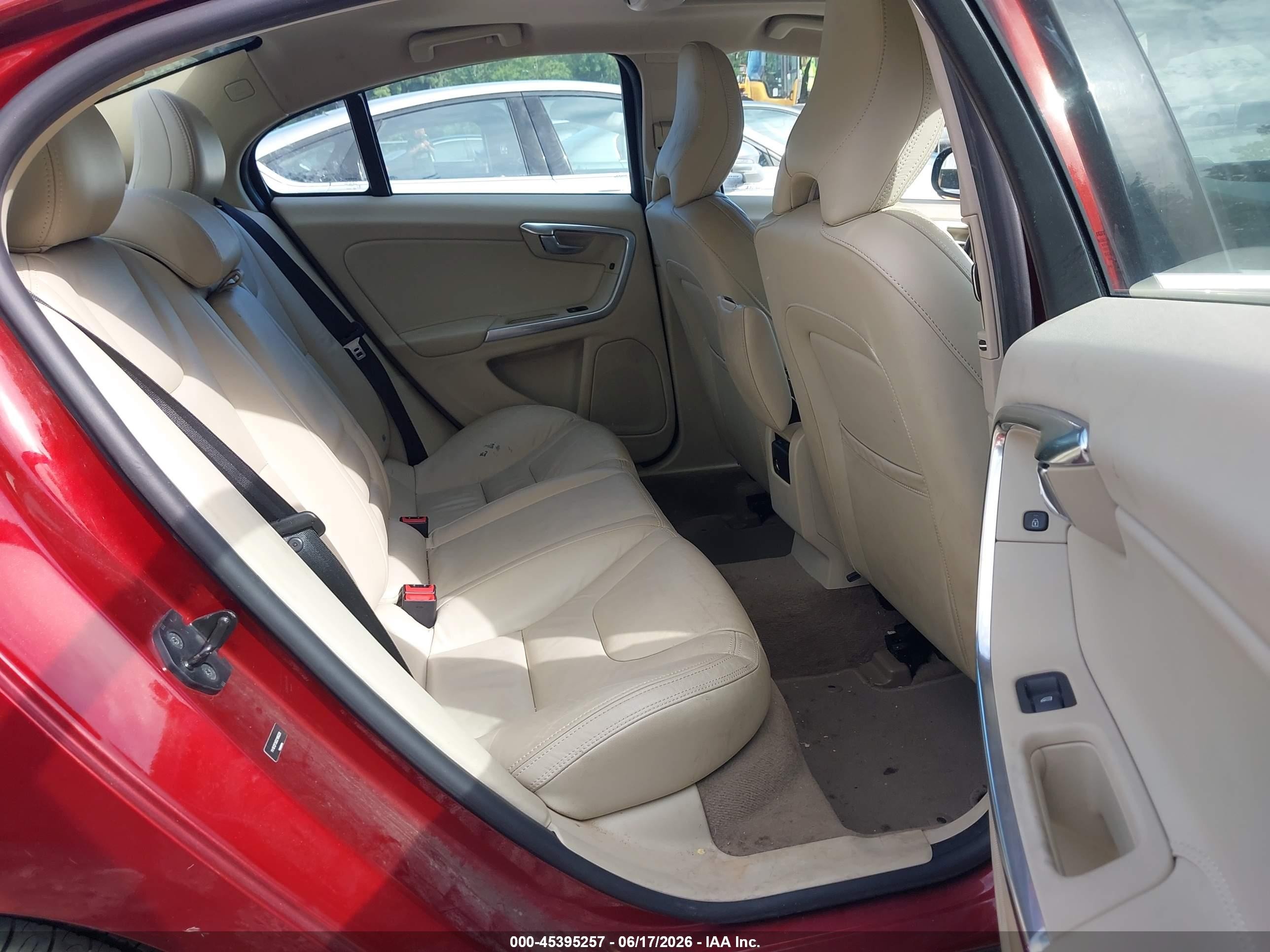 2013 Volvo S60 T5/t5 Platinum/t5 Premier/t5 Premier Plus Темно-бордовый vin: YV1612FS6D2186028