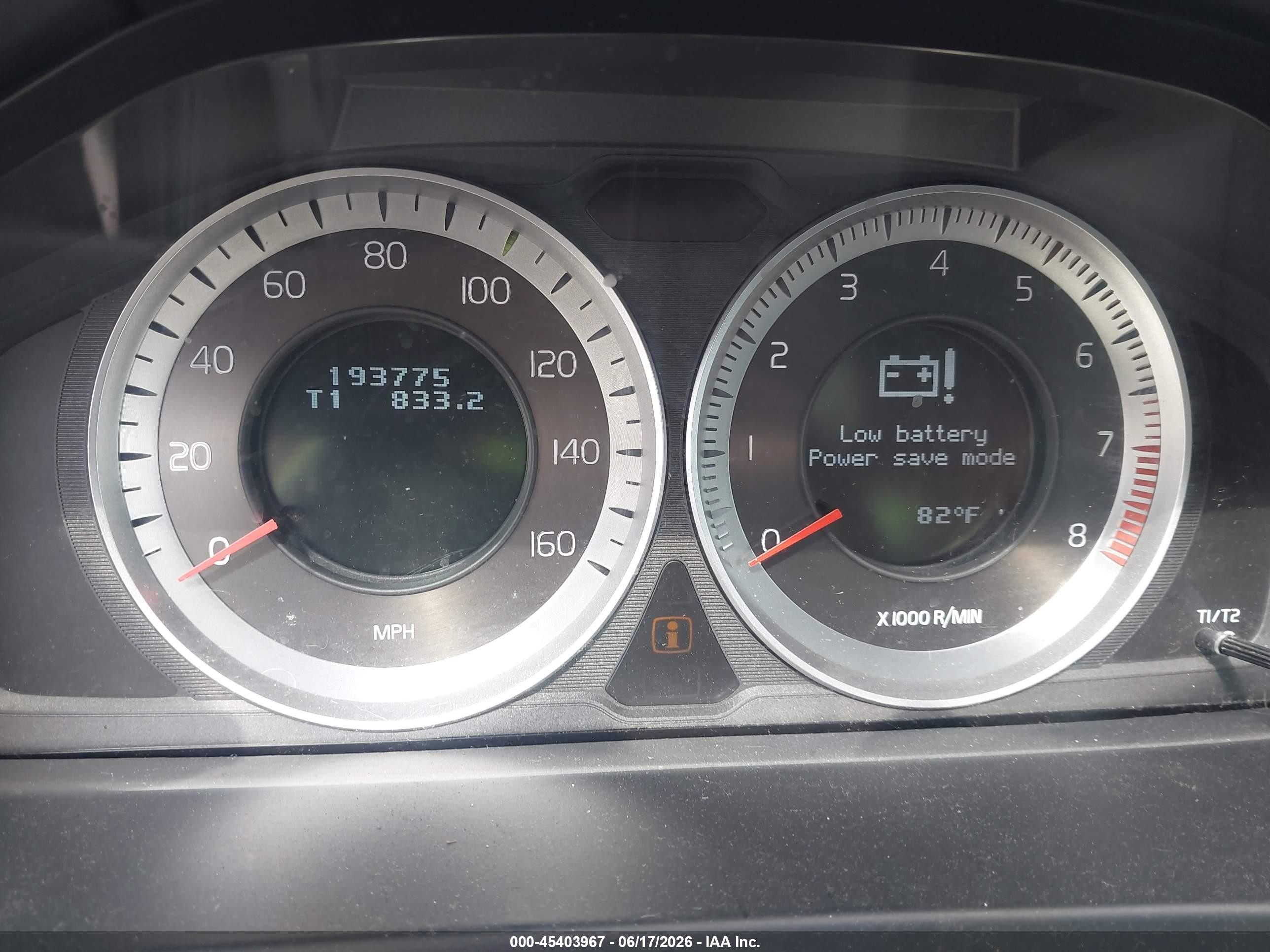 2013 Volvo S60 T5 Platinum Black vin: YV1612FS6D2201644