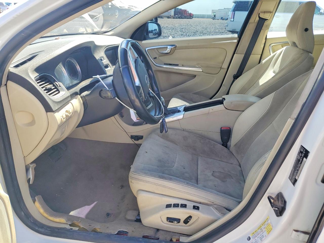 2013 Volvo S60 T5 White vin: YV1612FS6D2219688