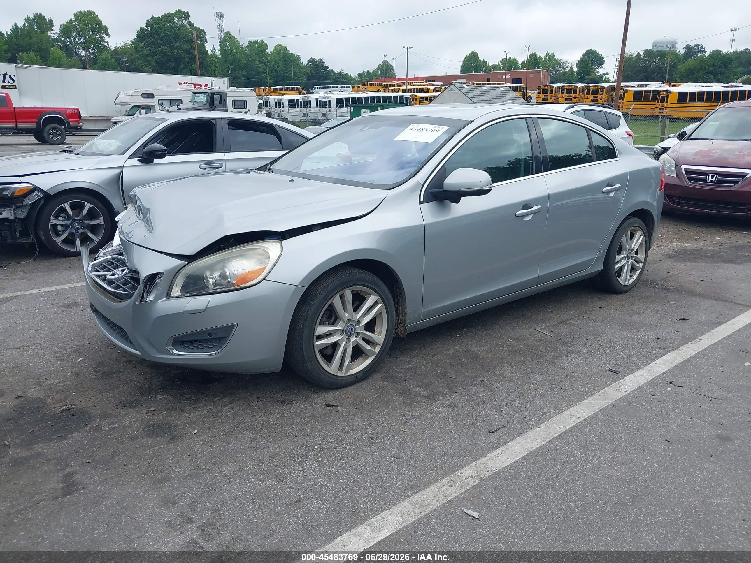 2013 Volvo S60 T5/t5 Platinum/t5 Premier/t5 Premier Plus Gray vin: YV1612FS7D2171800