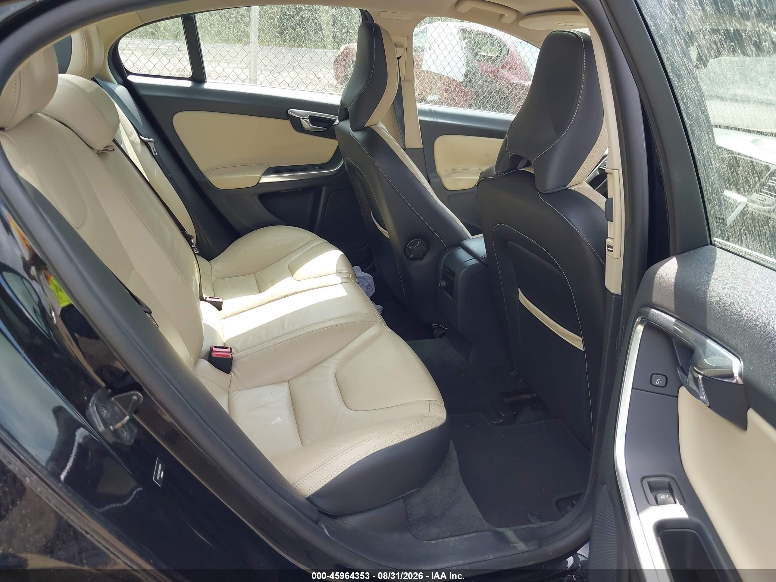 2013 Volvo S60 T5 Черный vin: YV1612FS7D2180609
