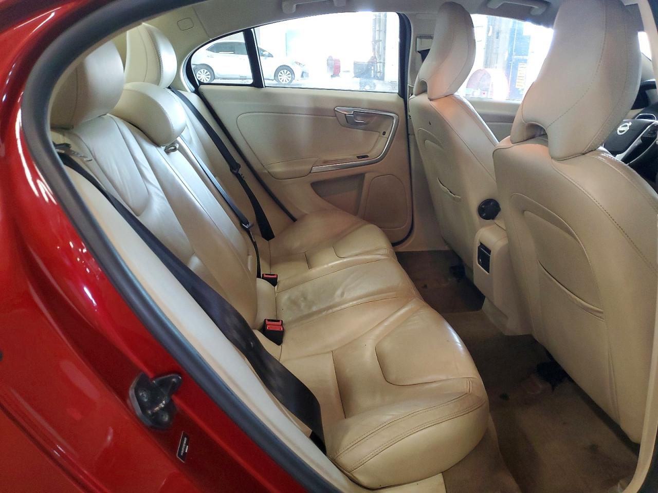 2013 Volvo S60 T5 Red vin: YV1612FS7D2189455