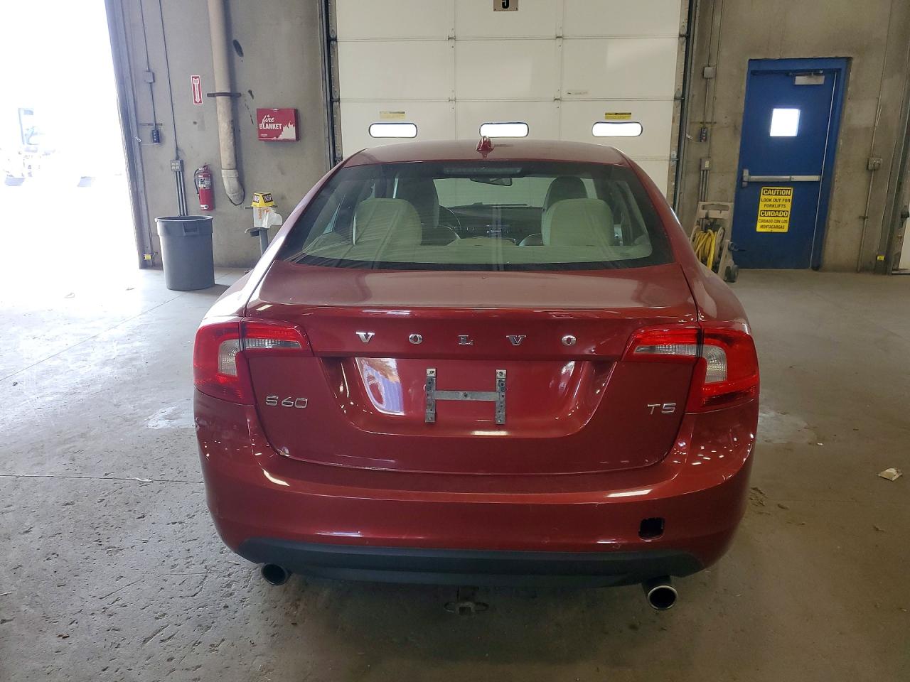 2013 Volvo S60 T5 Red vin: YV1612FS7D2189455