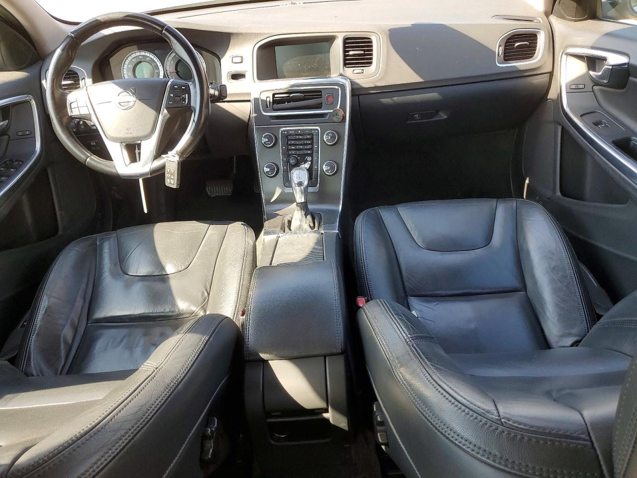 2013 Volvo S60 T5 Серебряный vin: YV1612FS7D2201572