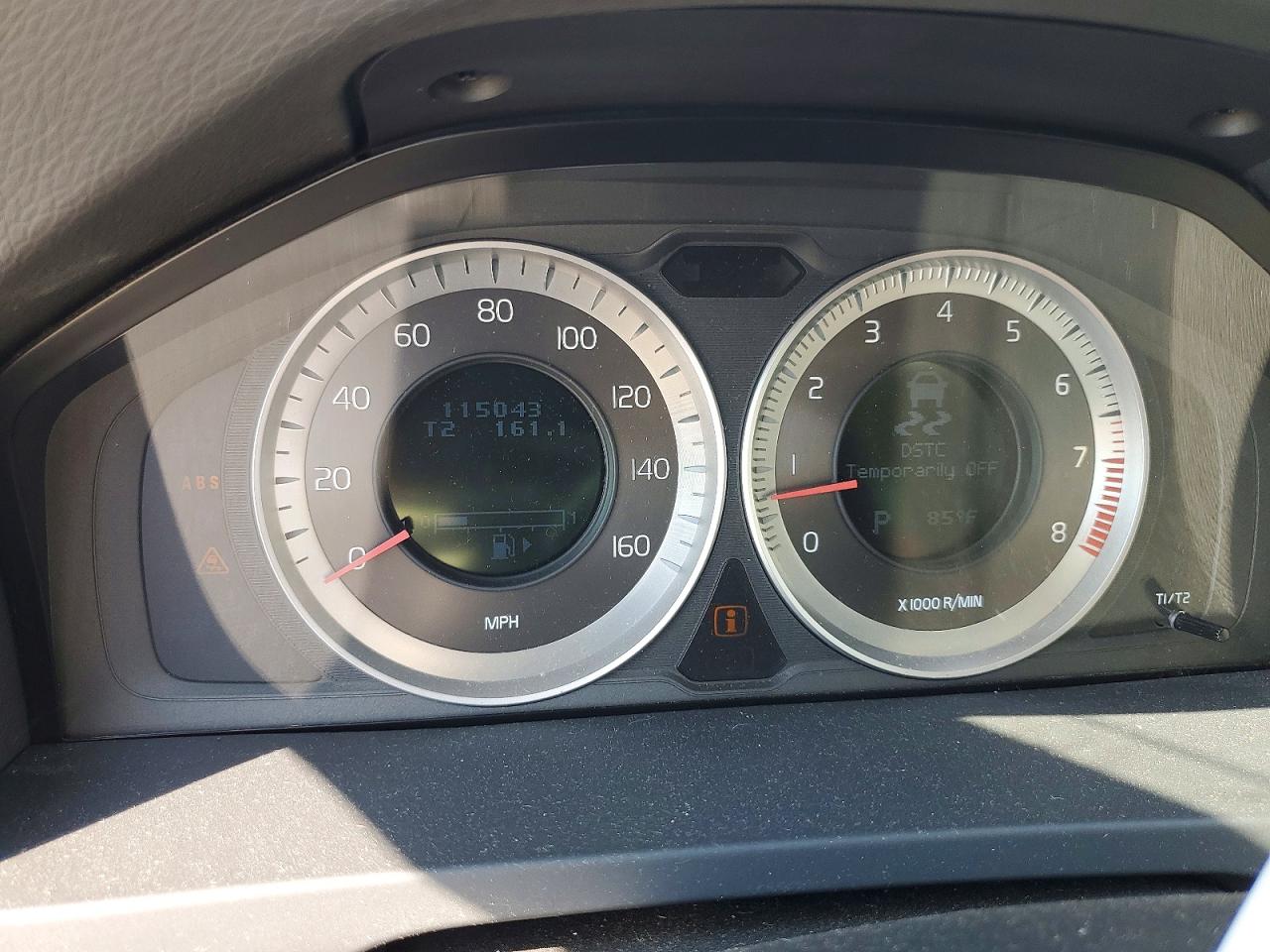 2013 Volvo S60 T5 Серебряный vin: YV1612FS7D2201572