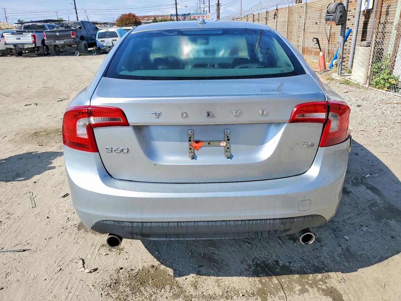 2013 Volvo S60 T5 Серебряный vin: YV1612FS7D2201572