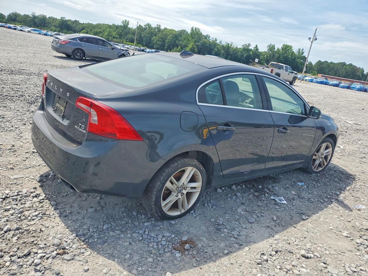 2014 Volvo S60 T5 Gray vin: YV1612FS7E2282929