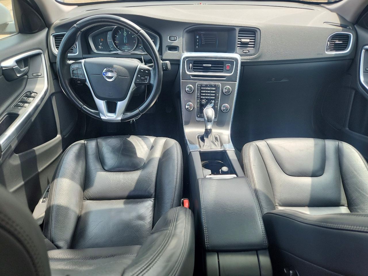 2014 Volvo S60 T5 Silver vin: YV1612FS7E2297107