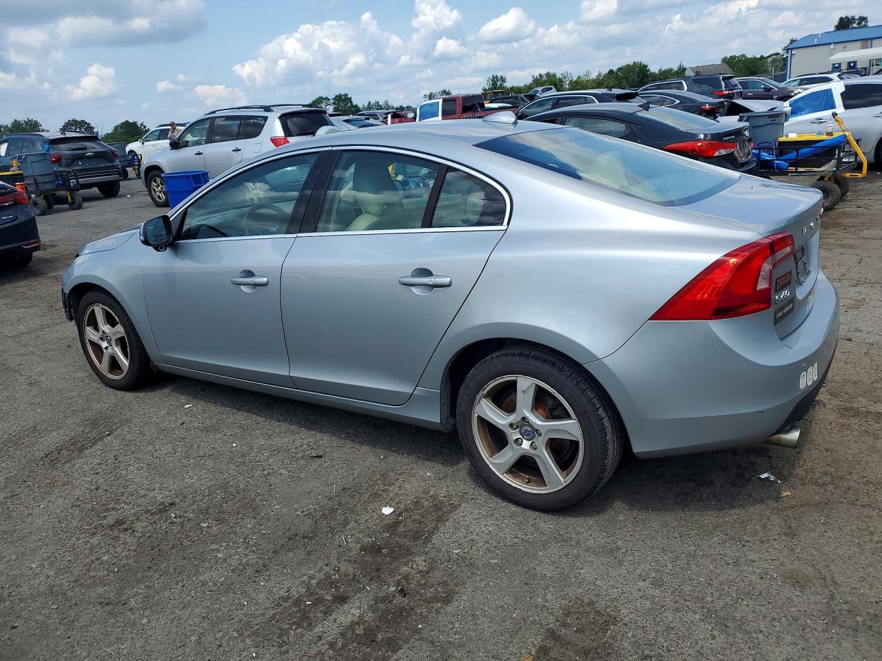 2013 Volvo S60 T5 Silver vin: YV1612FS8D2227159