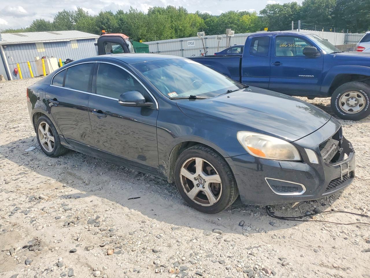 2013 Volvo S60 T5 Серый vin: YV1612FS8D2230773