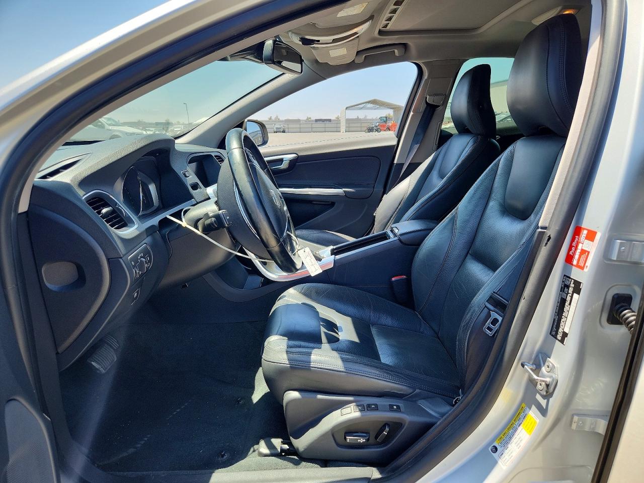 2014 Volvo S60 T5 Серебряный vin: YV1612FS8E2278792