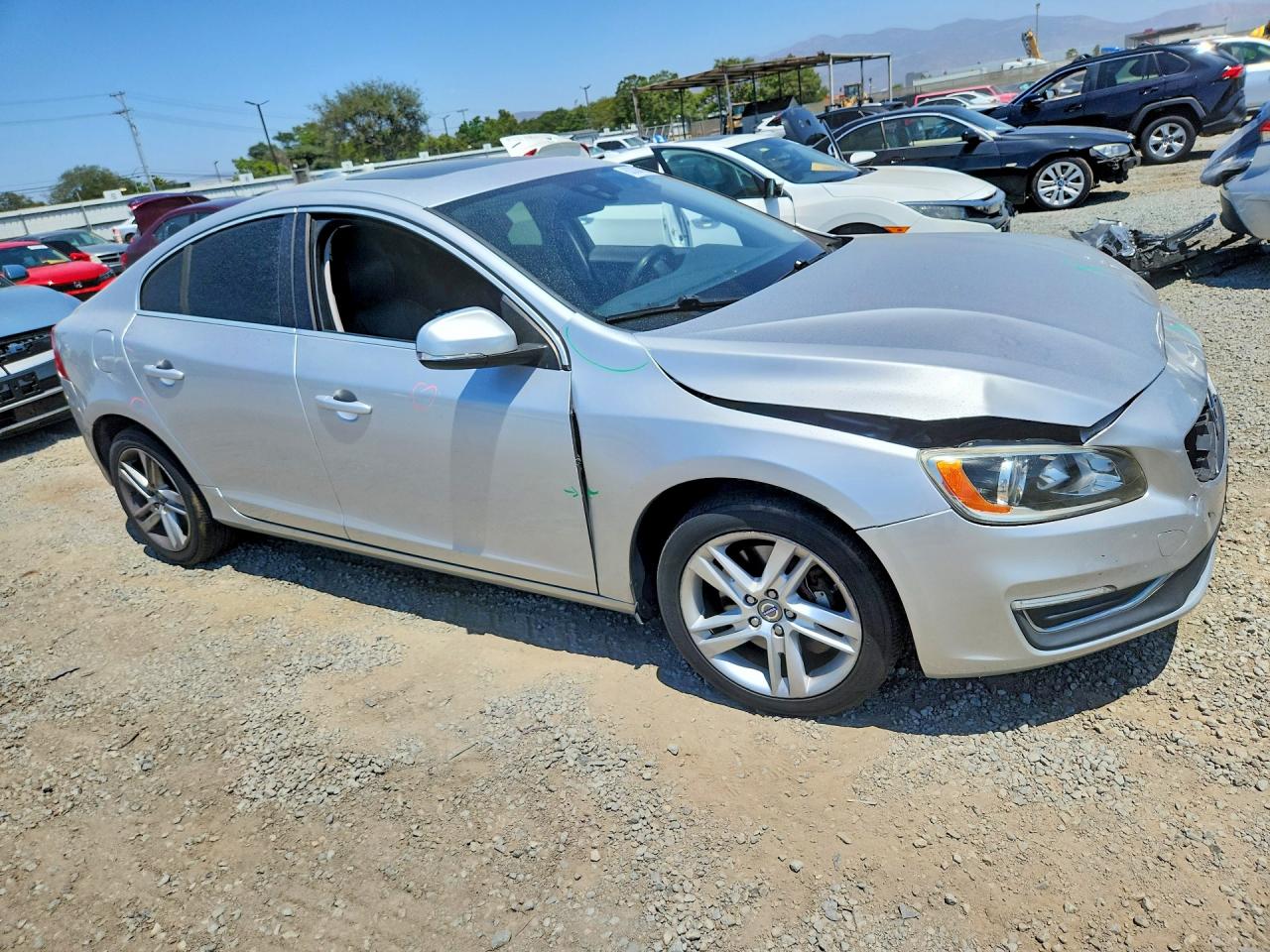 2014 Volvo S60 T5 Серебряный vin: YV1612FS8E2278792