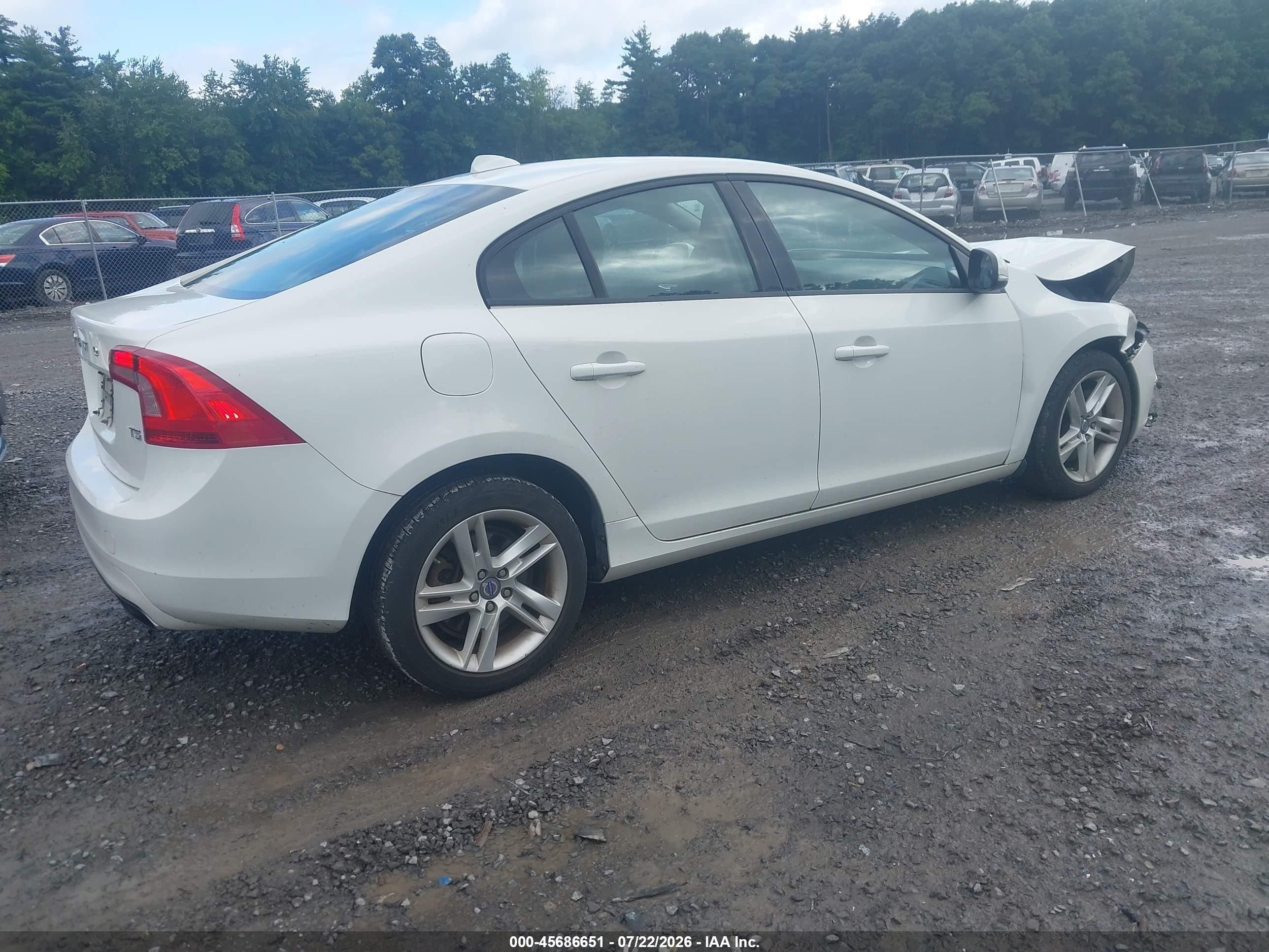 2014 Volvo S60 T5 White vin: YV1612FS8E2298587