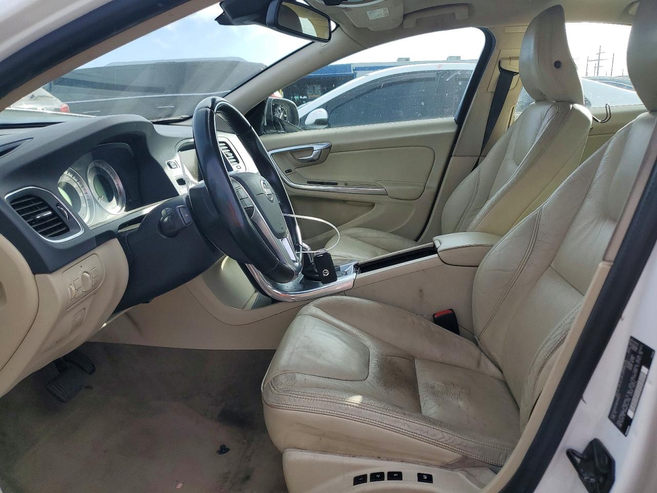 2013 Volvo S60 T5 White vin: YV1612FS9D1220551