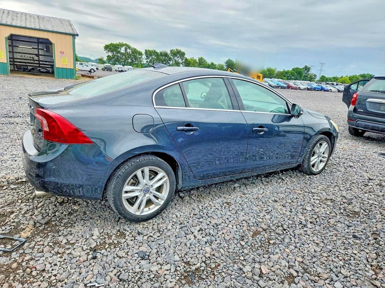 2013 Volvo S60 T5 Синий vin: YV1612FS9D2209012