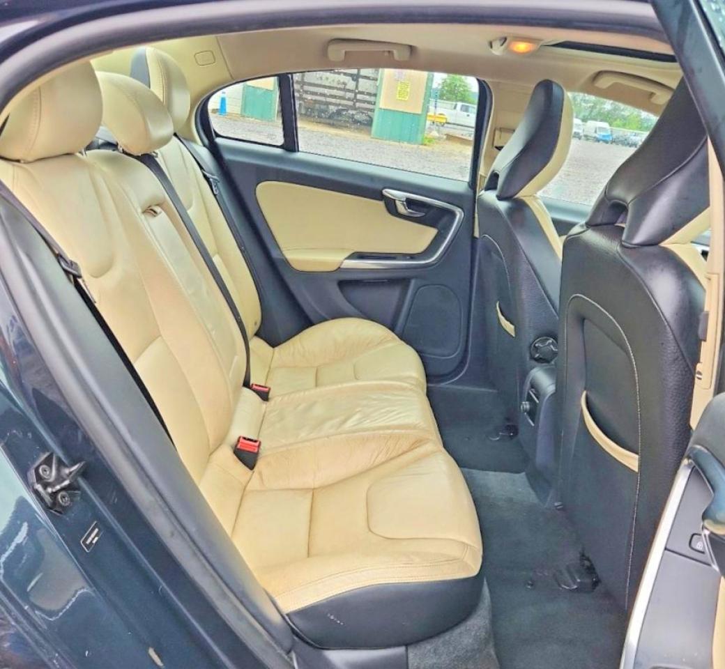 2013 Volvo S60 T5 Синий vin: YV1612FS9D2209012