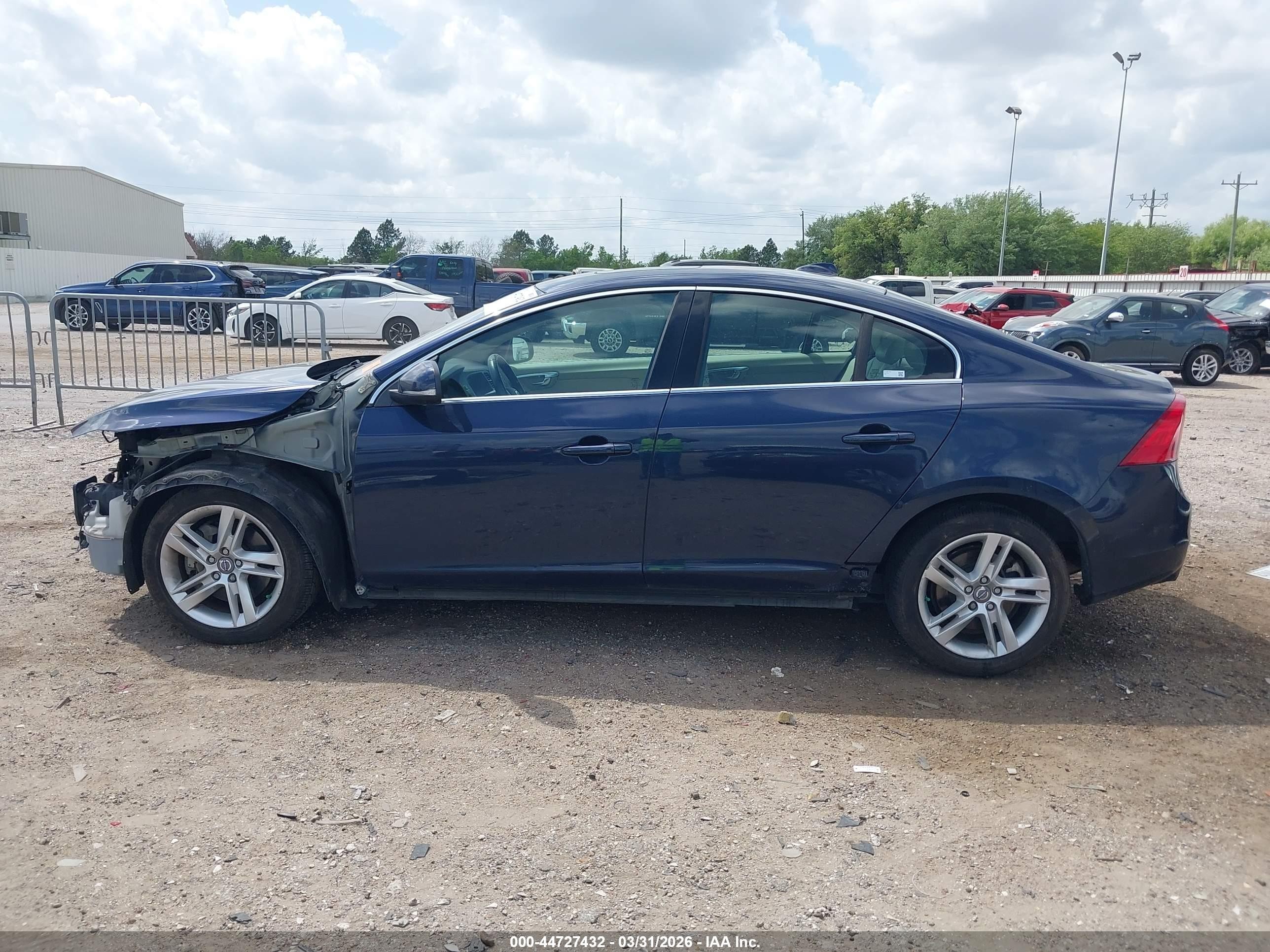 2014 Volvo S60 T5 Blue vin: YV1612FS9E1292710