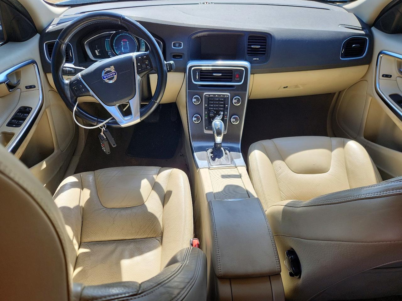 2014 Volvo S60 T5 White vin: YV1612FS9E2274007