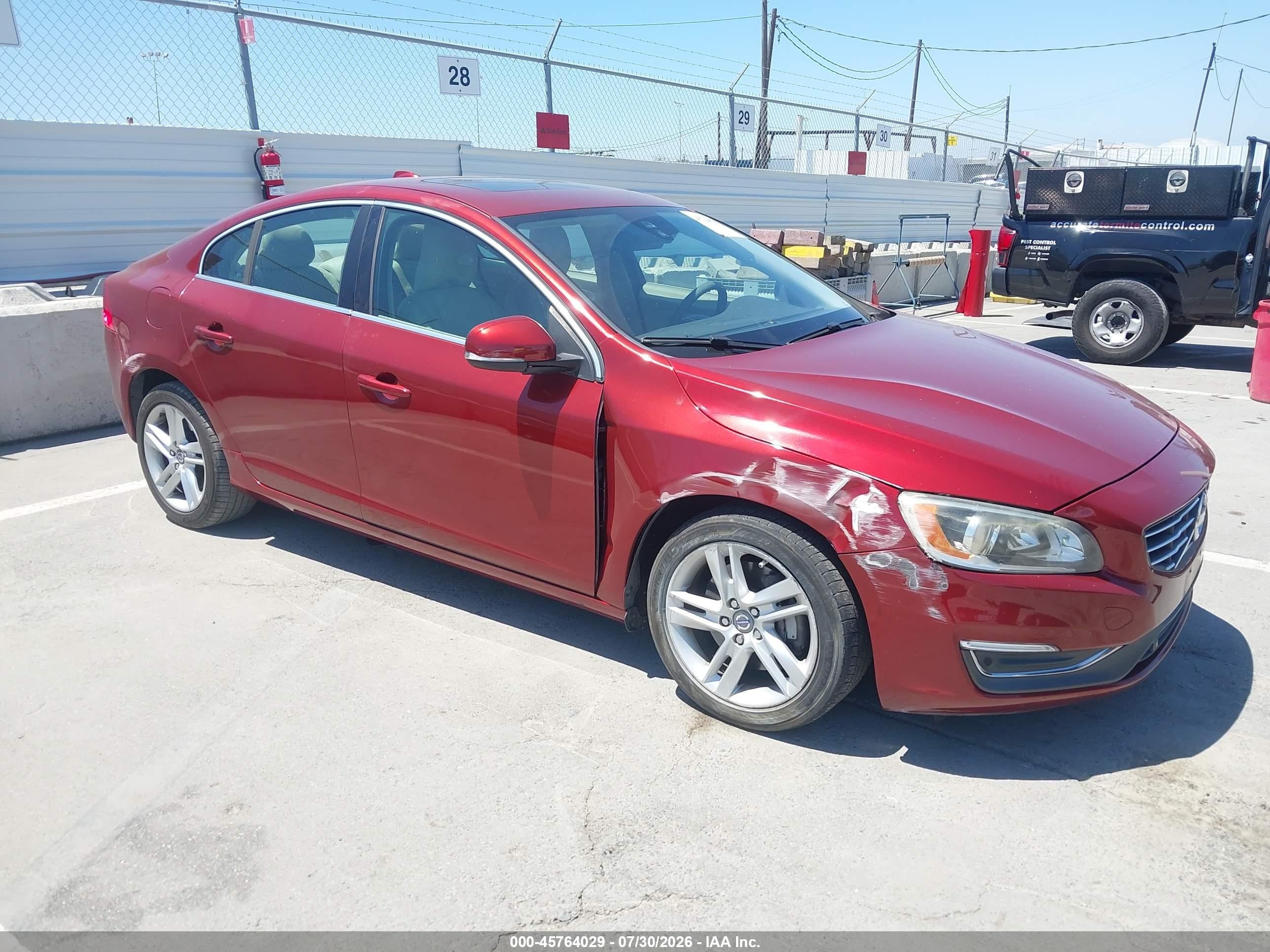 2014 Volvo S60 T5 Platinum Red vin: YV1612FS9E2295813