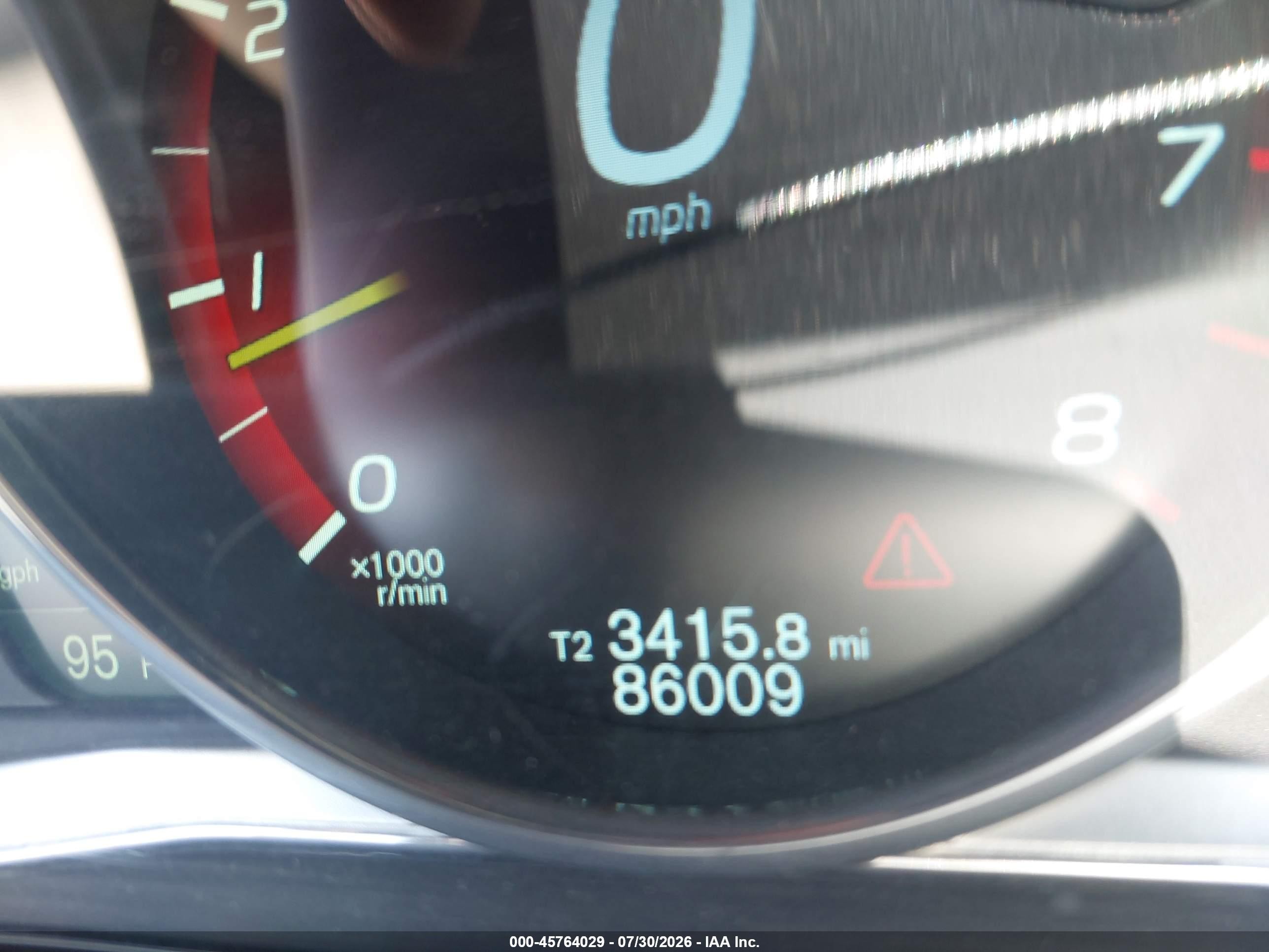 2014 Volvo S60 T5 Platinum Red vin: YV1612FS9E2295813