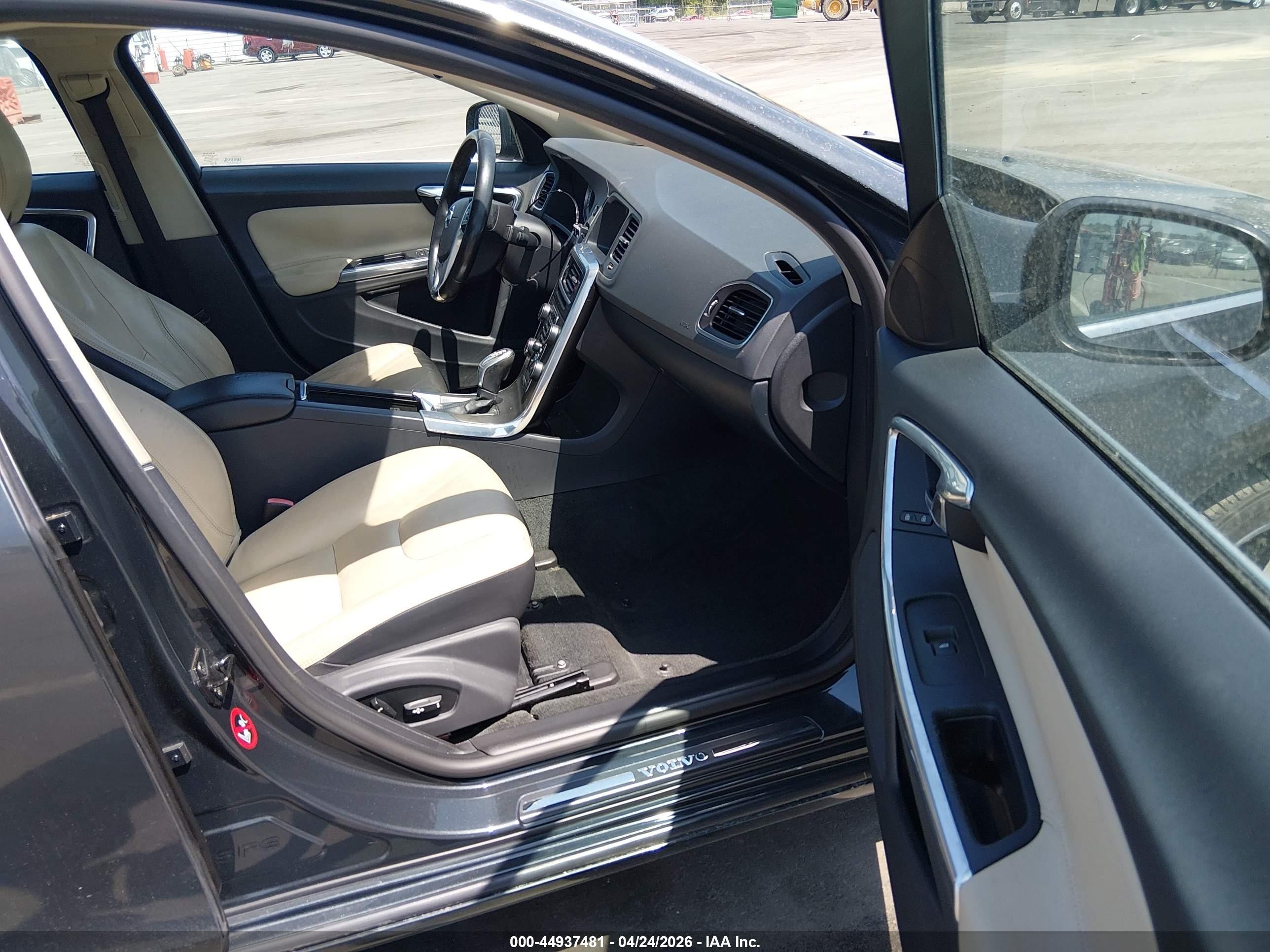 2013 Volvo S60 T5 Gray vin: YV1612FSXD1207274
