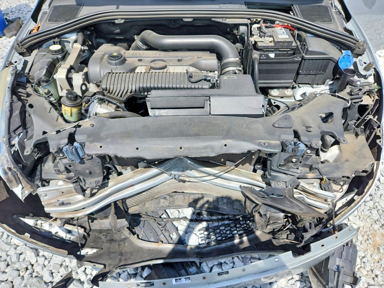 2013 Volvo S60 T5 Серебряный vin: YV1612FSXD1216427