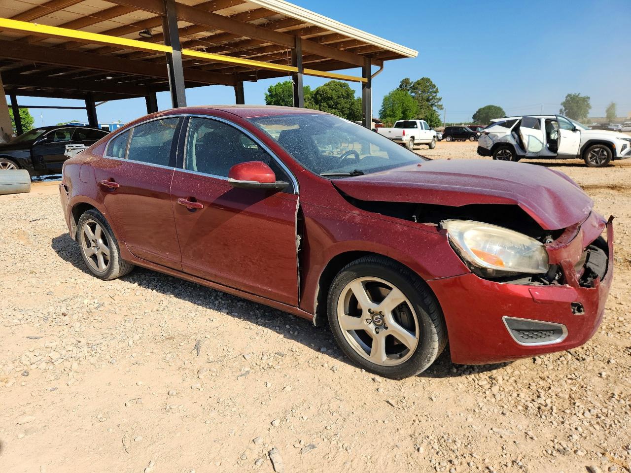 2013 Volvo S60 T5 Maroon vin: YV1612FSXD2185965
