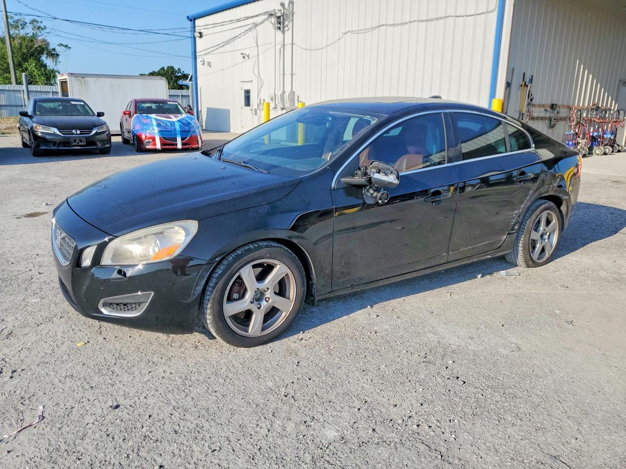 YV1612FSXD2201792