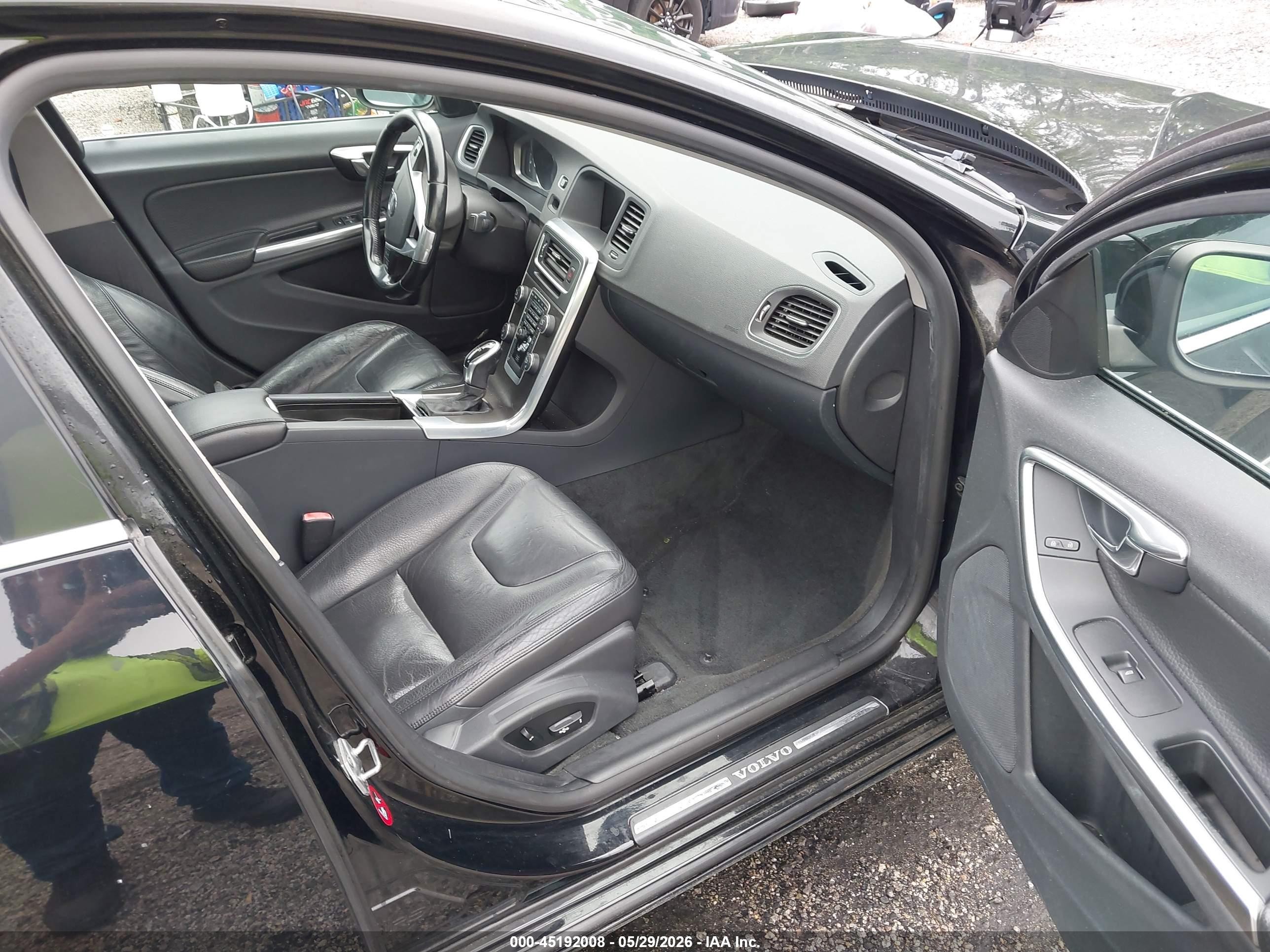 2014 Volvo S60 T5 Black vin: YV1612FSXE1270943