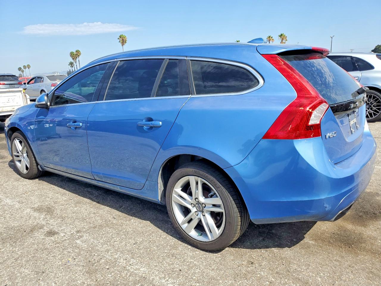 2015 Volvo V60 Premier Синий vin: YV1612SB5F1190957