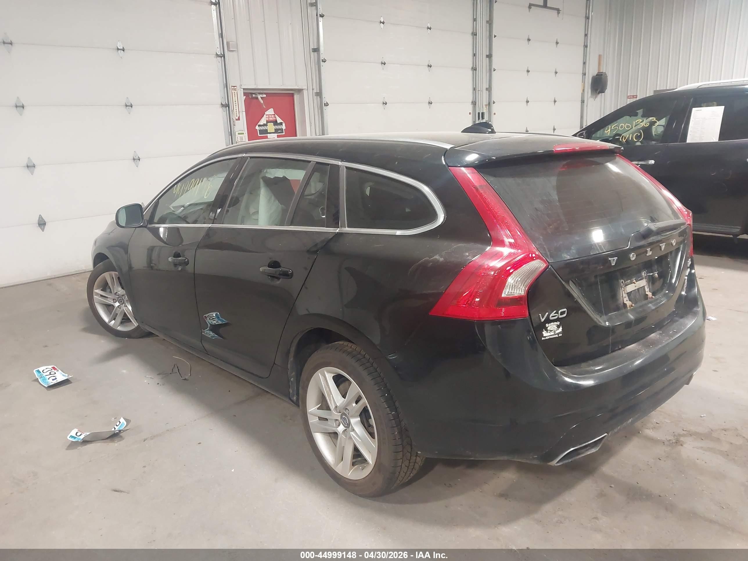 2015 Volvo V60 T5 Premier Black vin: YV1612SB7F1186862