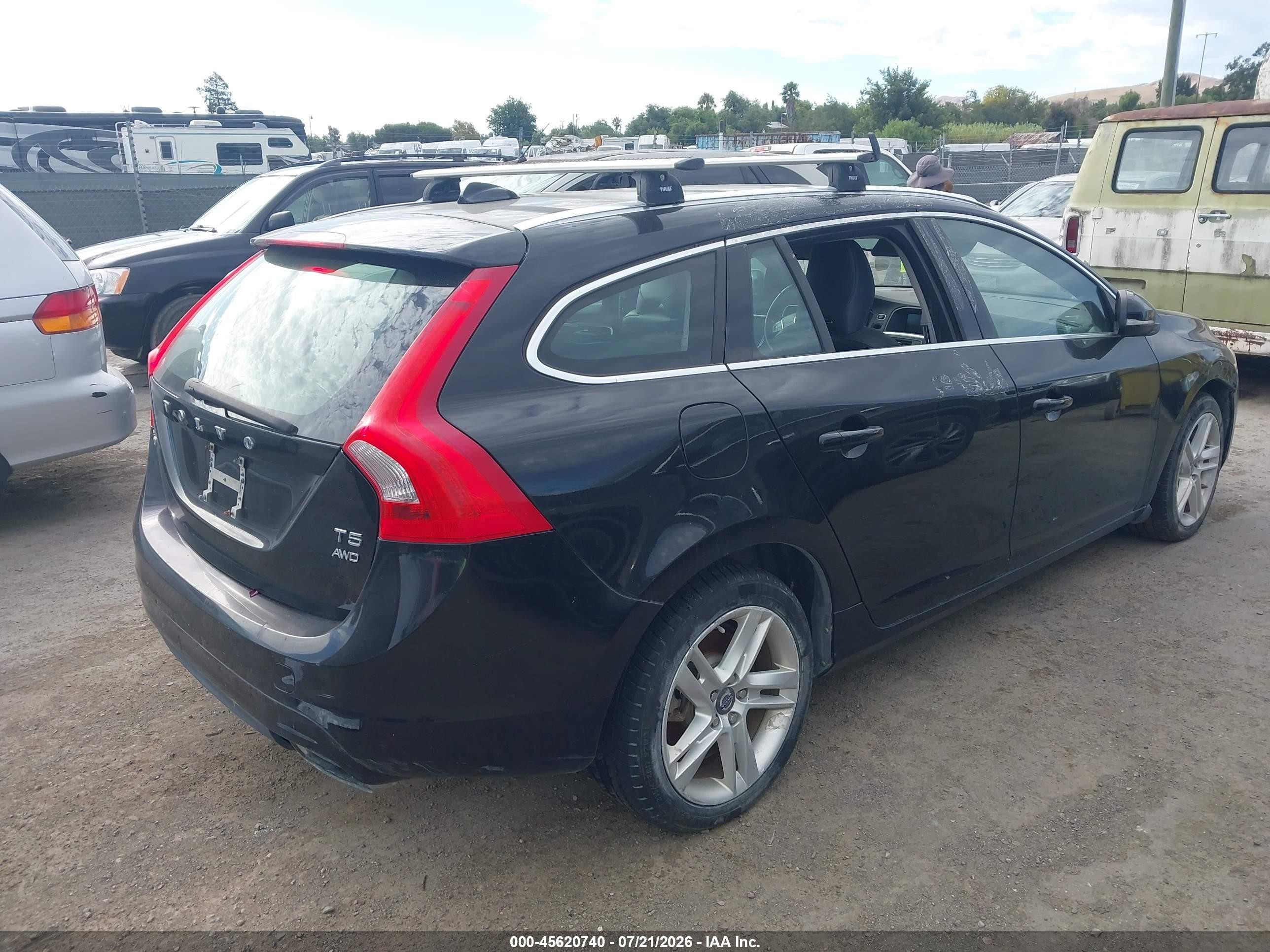 2015 Volvo V60 T5 Premier Black vin: YV1612SB9F1201376
