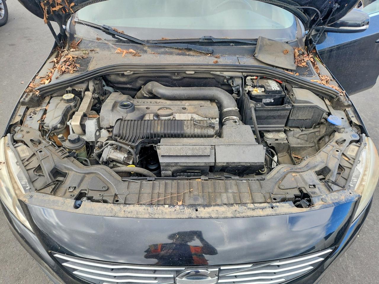 2015 Volvo V60 Premier Черный vin: YV1612SB9F1202009