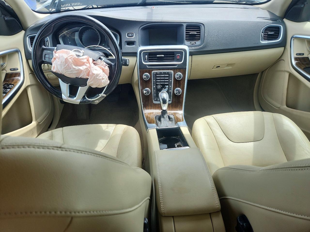 2015 Volvo V60 Premier+ Blue vin: YV1612SC1F1191533