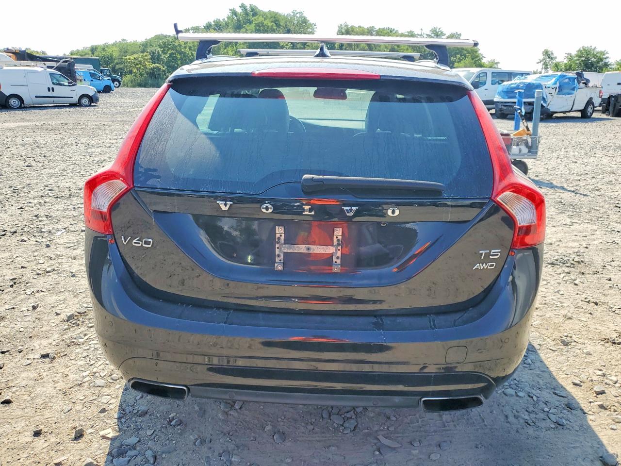 2015 Volvo V60 Premier+ Black vin: YV1612SC7F1213387