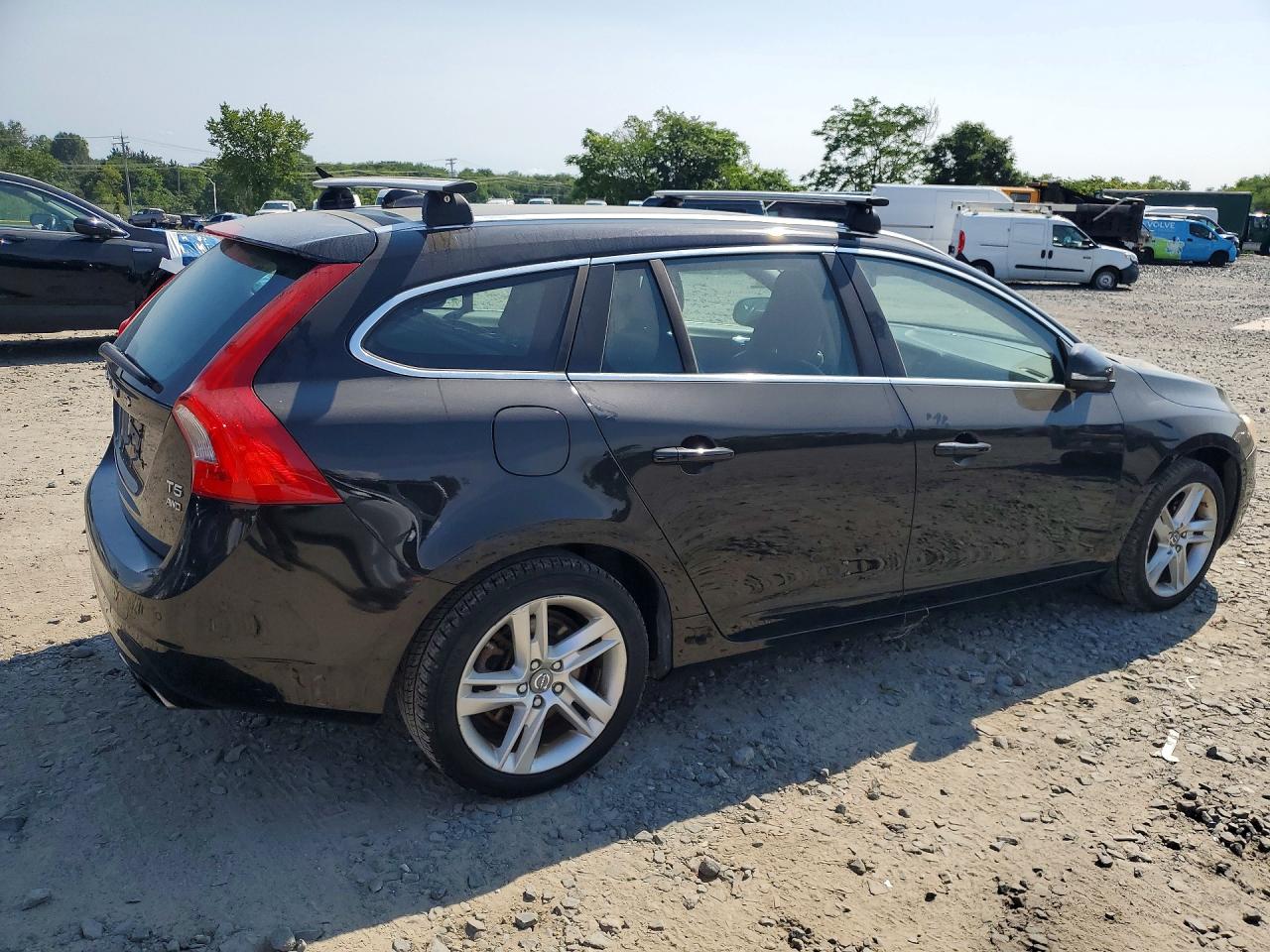 2015 Volvo V60 Premier+ Black vin: YV1612SC7F1213387