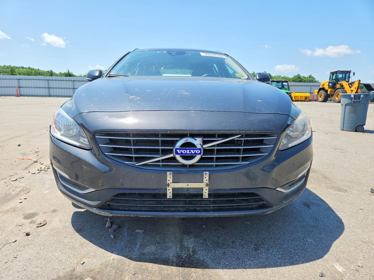 2015 Volvo V60 T5 Platinum 4d W Black vin: YV1612SD4F1204655