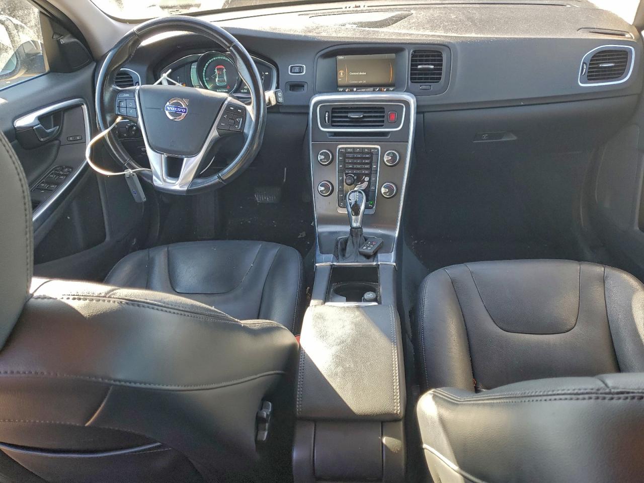 2015 Volvo V60 Platinum Black vin: YV1612SD4F1212996