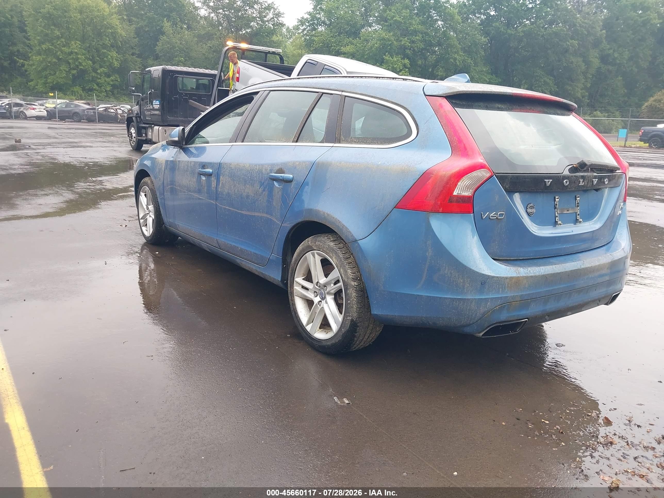 2015 Volvo V60 T5 Platinum Синий vin: YV1612SMXF1246263