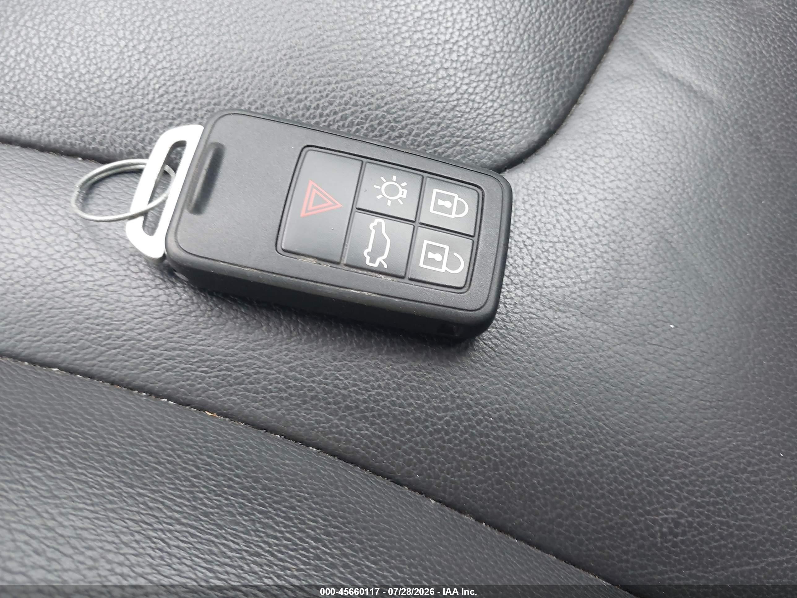 2015 Volvo V60 T5 Platinum Синий vin: YV1612SMXF1246263
